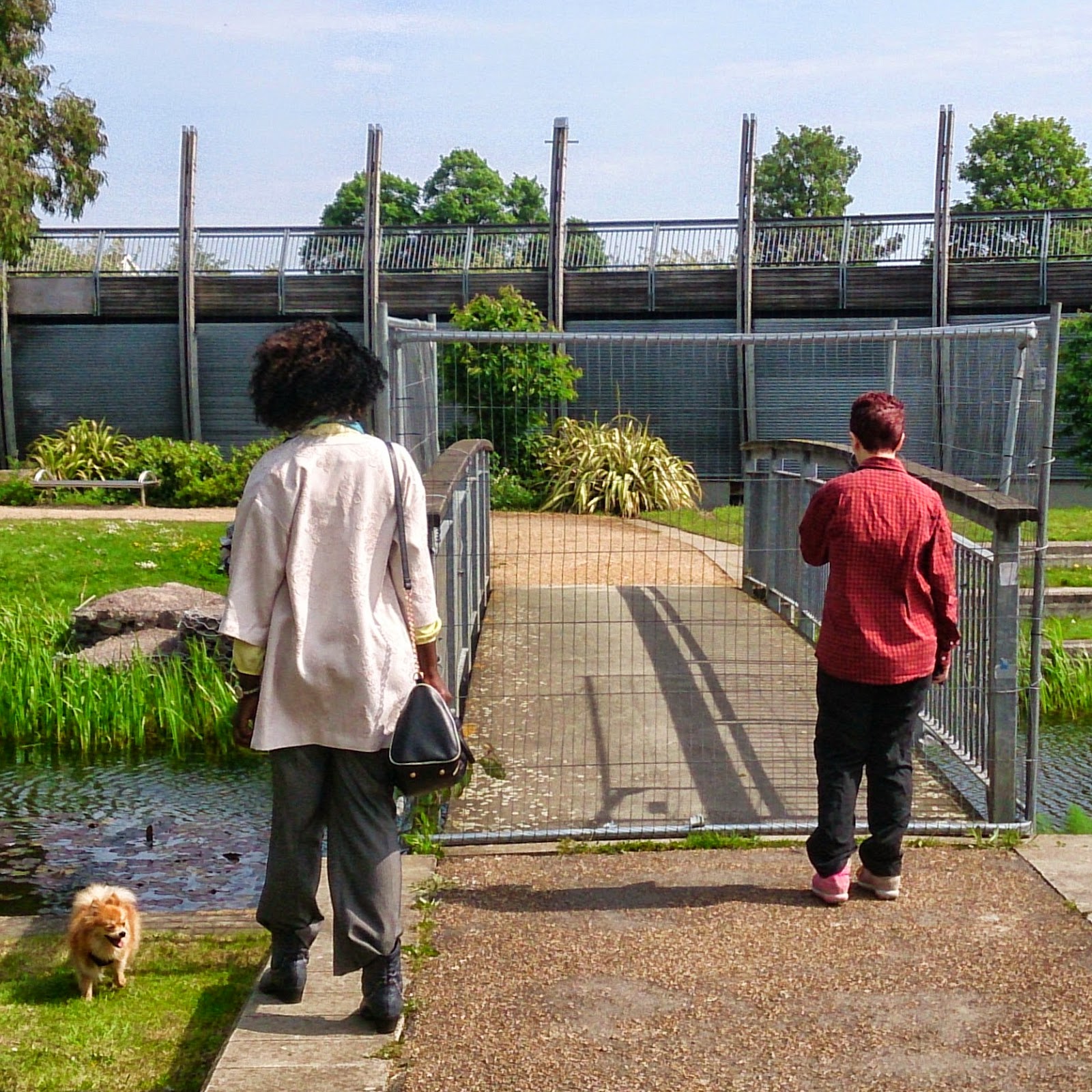 Mile End PArk visitors frustrated at closure of Art Pavilion Island in Mile End Park